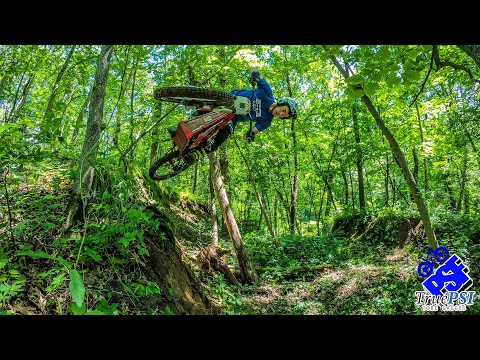 Finding a Line in an Overgrown WI Woods on the Oset 24.0R - Build and Ride Session