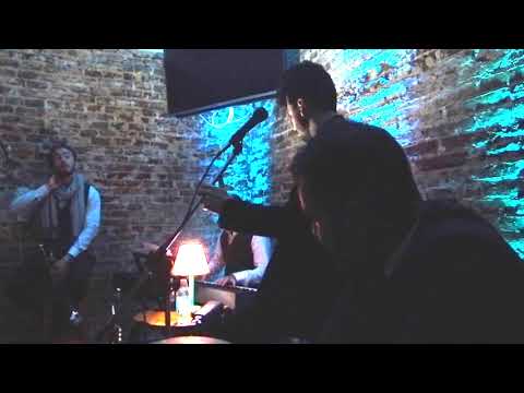 Los Amantes en vivo - "Café La Humedad", de Cacho Castaña