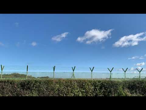 Amazing B1 bomber single take off. Wait for the end for the car alarms.
