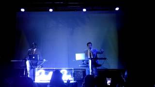 Jaded Incorprated - &#39;Coconut Sofa&#39;