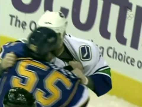 Darcy Hordichuk vs Cam Janssen