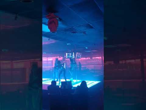 Sunny Louston 🌞 performing at the G5 Prime Time