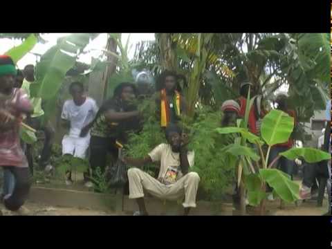 Bongo Immanuel Ft. I'Mesak - Maloewana