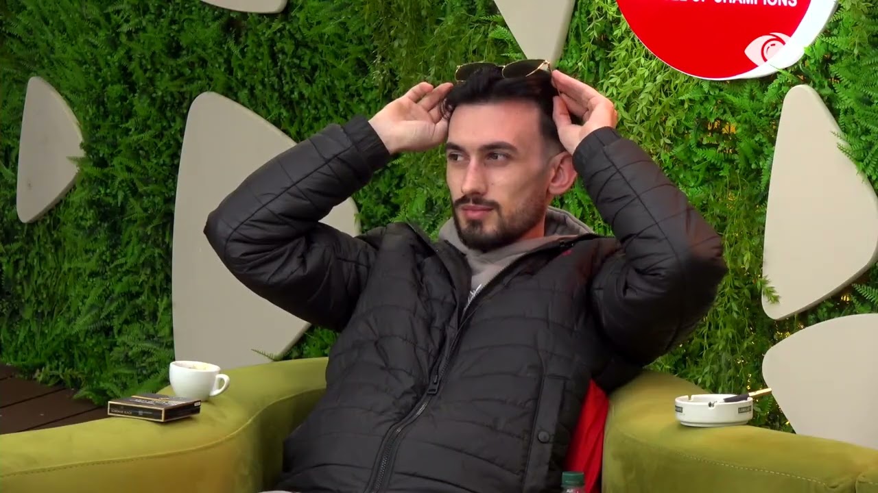 Ky kishte një histori zhvillimi, por unë i fika llambën/ Rogerti flet me Kristin për Malin
