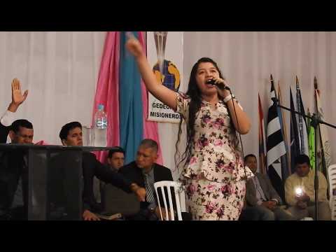 Aida Espinola canta o 15º congresso de missões dos Gideões