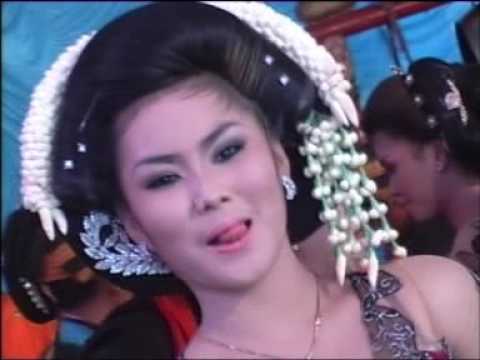 Mak'e Tomo - Megatruh Methok Kowe Cidro (Official Music Video)