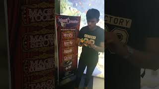 Saya Ingin Menujukan Sesuatu Yang Berbeda Menggunakan Cube!? #short #streetmagic #sulap #magician
