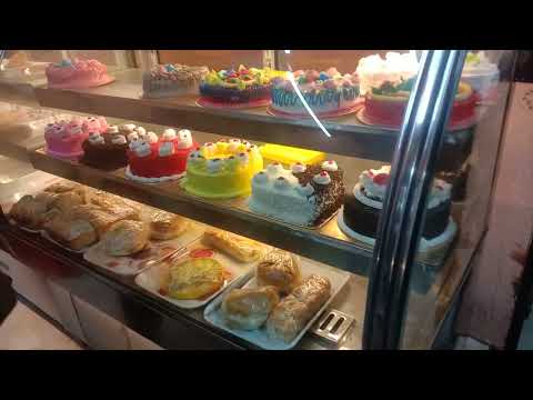 Famous famous cake shop in kumuda market Ray fast food