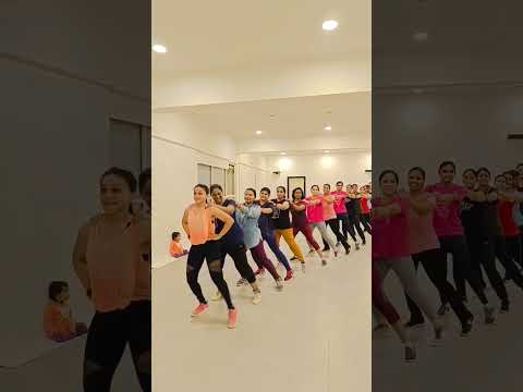 penguin 🐧 dance #shorts #ytshorts