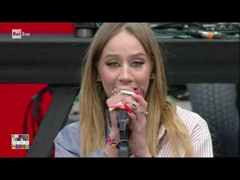 "Bella così" - Chadia Rodriguez ft. Federica Carta