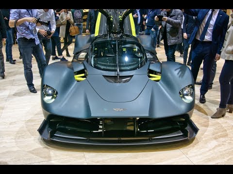 Aston Martin Valkyrie AM-RB 001 Hypercar - Spaceship TELEPORTED FROM THE FUTURE & Valkyrie AMR Pro