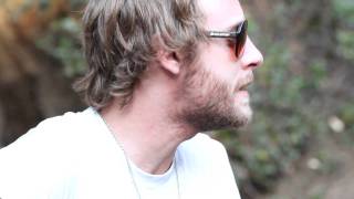 John McCauley of Deer Tick - Christmas In A Chinese Restaurant (Rollo &amp; Grady Sessions)