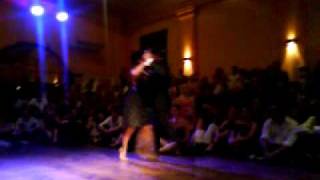 03-Geraldine y Ezequiel - Whisky