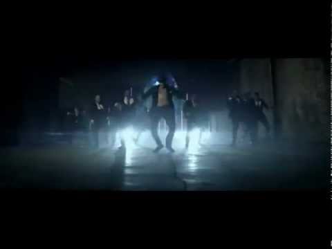 Chris Brown - Turn Up The Music Ft . Rihanna ( Video )