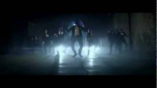 Chris Brown - Turn Up The Music Ft . Rihanna ( Video )