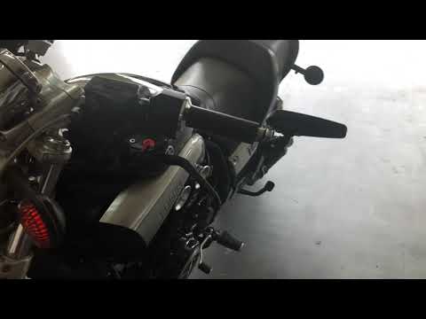 1996 Yamaha V-Max (VMX1200) with Delkevic DS70 9" Carbon Fiber Exhaust
