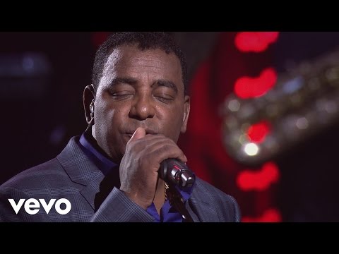 É Tarde Demais - Ao Vivo - song and lyrics by Raça Negra