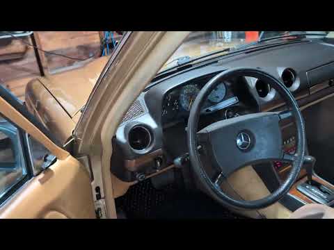 1985 Mercedes-Benz 300D Turbodiesel Cold Start