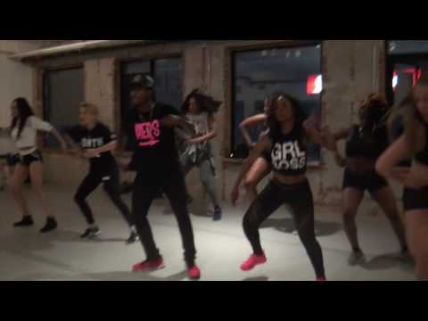 Makkaerobics | Popcaan "1 Guh" Dancehall Choreo by Makka Stoute