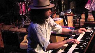 Trigger Hippy, Cave Hill Cemetery, free download!