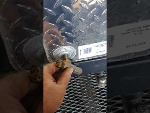 DeeZee Auxilary Tank install