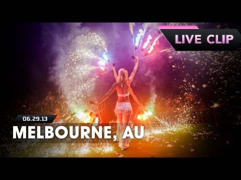 Life In Color Tour *International* Live Clip - Melbourne, AU - 06/29/13