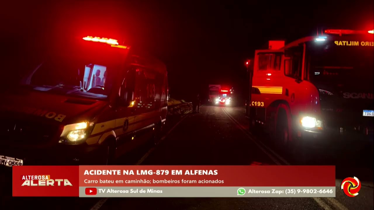 Carro bate em caminhão na LMG 879, perto de Alfenas