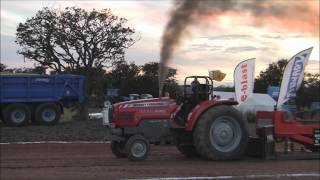 preview picture of video 'Tractor Pulling 6, Aberdeenshire.'