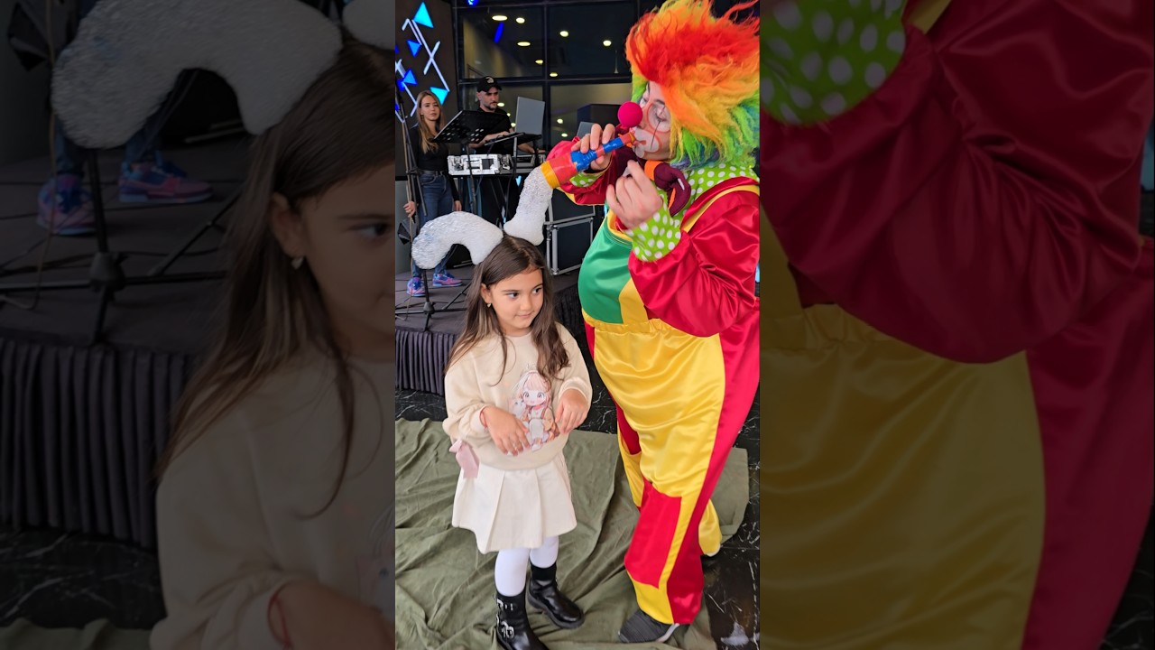 Bubble Show ☺️ 🫧 #funny #shorts #youtubeshorts #love #clown