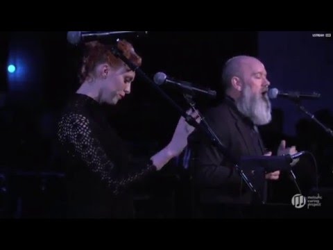 Michael Stipe & Karen Elson - Ashes to Ashes (David Bowie cover)