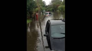 preview picture of video 'Limmer lane, felpham, Bognor Regis, flood, west Sussex, floods'