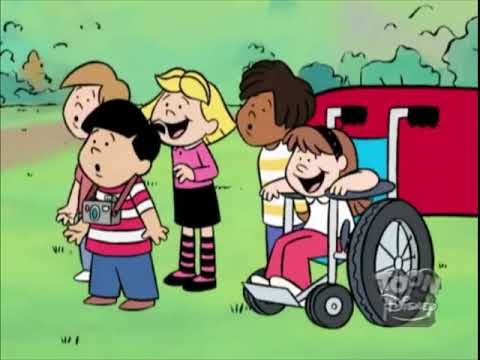 Clifford the Big Red Dog - Camping It Up