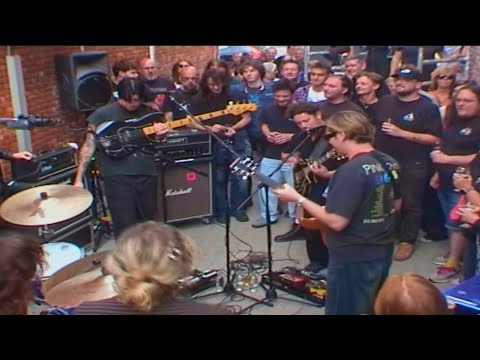 SONS - All Gold (Alley Session)