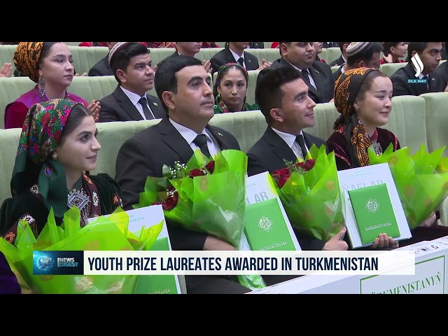 Түркмөнстанда жаштар сыйлыгынын лауреаттары сыйланды