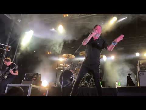 Les Fatals Picards - Dans un ciel de 1er mai