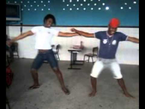 flavynho oliveyra dançando esquema vídeo game