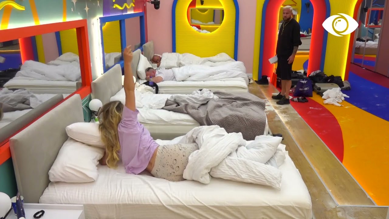 “Seriozisht e keni?”/ Luizi i nervozuar nga rrëmuja dhe papastërtia në dhomë