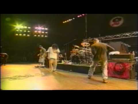 Rage Against The Machine - Freedom (Live)