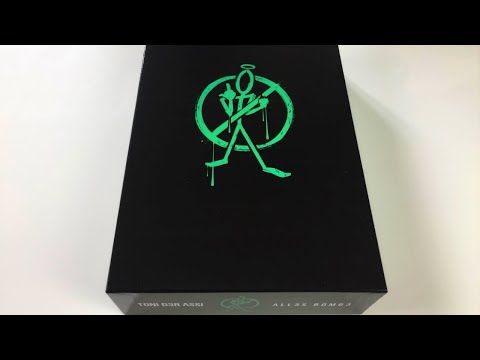 Toni der Assi - Alles Bombe Box Unboxing