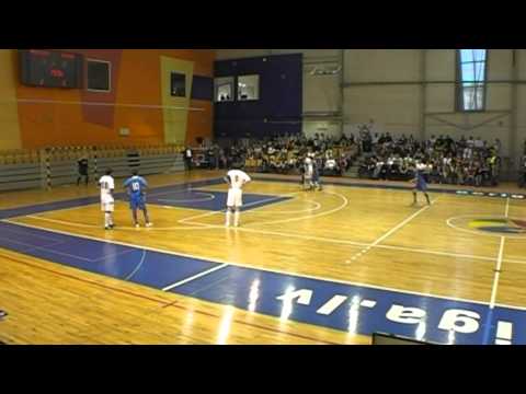 15.04.2012. Telpu futbols: FK NIKARS - RABA 3:4