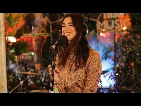 Dua Lipa - Hotter Than Hell (Glastonbury 2016)