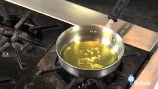 How to Make Garlic Infused Oil