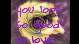 George Strait- You Look So Good In Love (Lyrics)