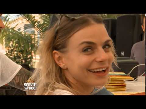 SERVITI VA ROG ! SEZONUL 3 | EPISODUL 4 JOJO OANA ROMAN