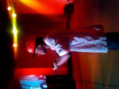 BYRDI MACN LIVE STAY ON ONE OFF TOP