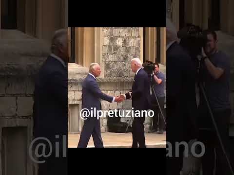 Carluccio e Peppe Biden(te) #ilpretuziano #dialettoabruzzese #abruzzo #recarlo #doppiaggiocomico