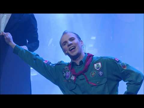 Aarhus Medicinerrevy 2019 - Der er et syndigt land