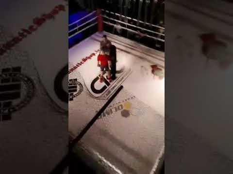 Colin Meagher vs stuart mulpeter cage ring championships September 2017 round 1