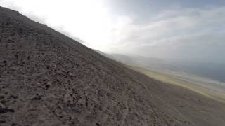 preview picture of video 'Paramotor flight near the ground. Peru near punta de Lobas'
