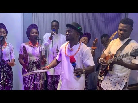 INSPIRATIONAL PRAISE PART A BY EVANG MOSES DIAMOND